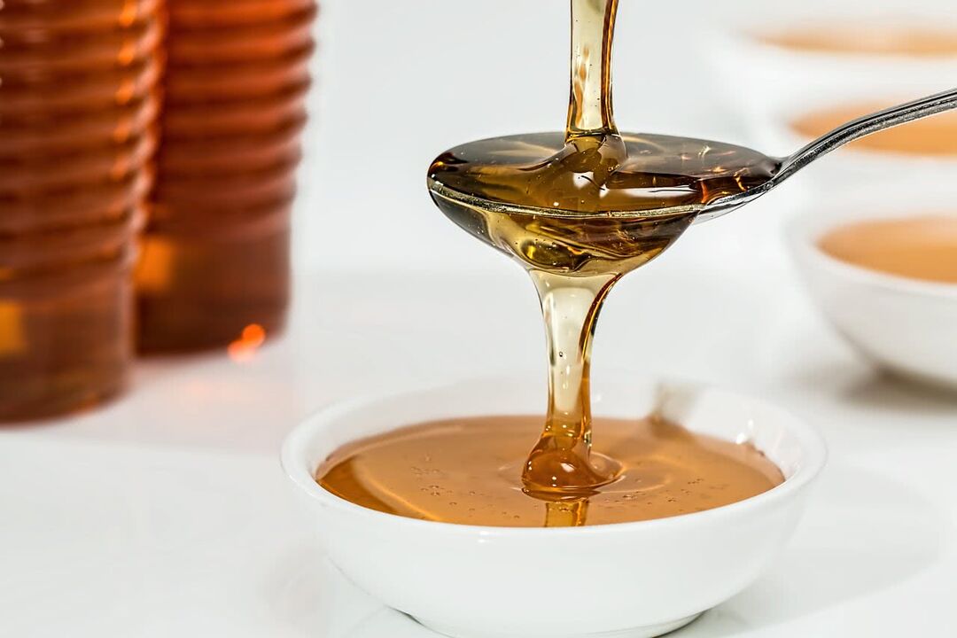 Miel utilizada para tratar la osteocondrosis mamaria. 
